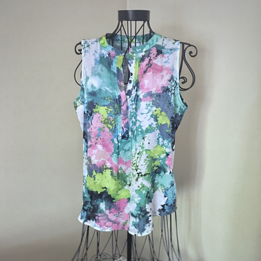 LIZ CLAIBORNE sleeveless button up blouse lot